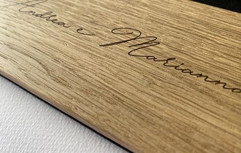 Oak wood wedding album with logo or names of the spouses