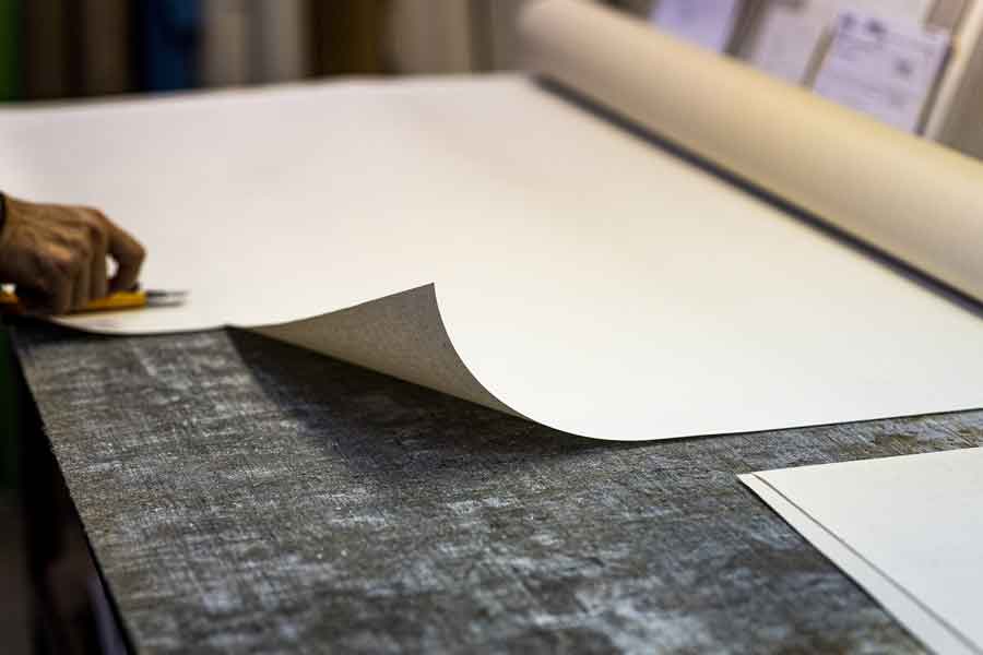 Paper and selected raw materials for the production of wedding albums